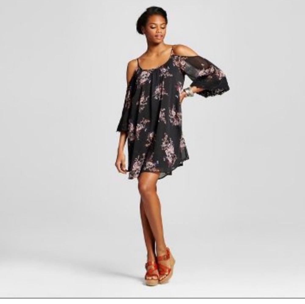 Xhilaration floral off the shoulder chiffon dress